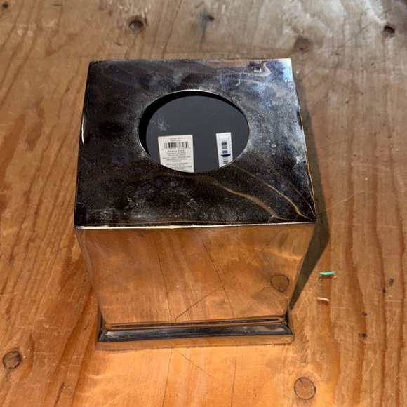 Silver Tissue Box Cover - Picture 2 of 9